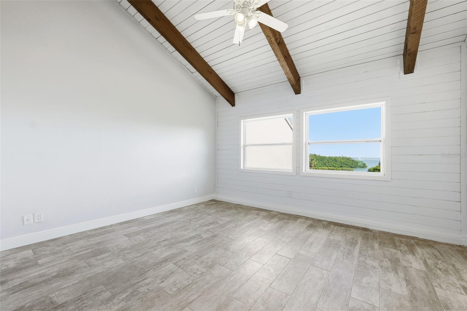 PIRATES COVE CLUB CONDO - Residential