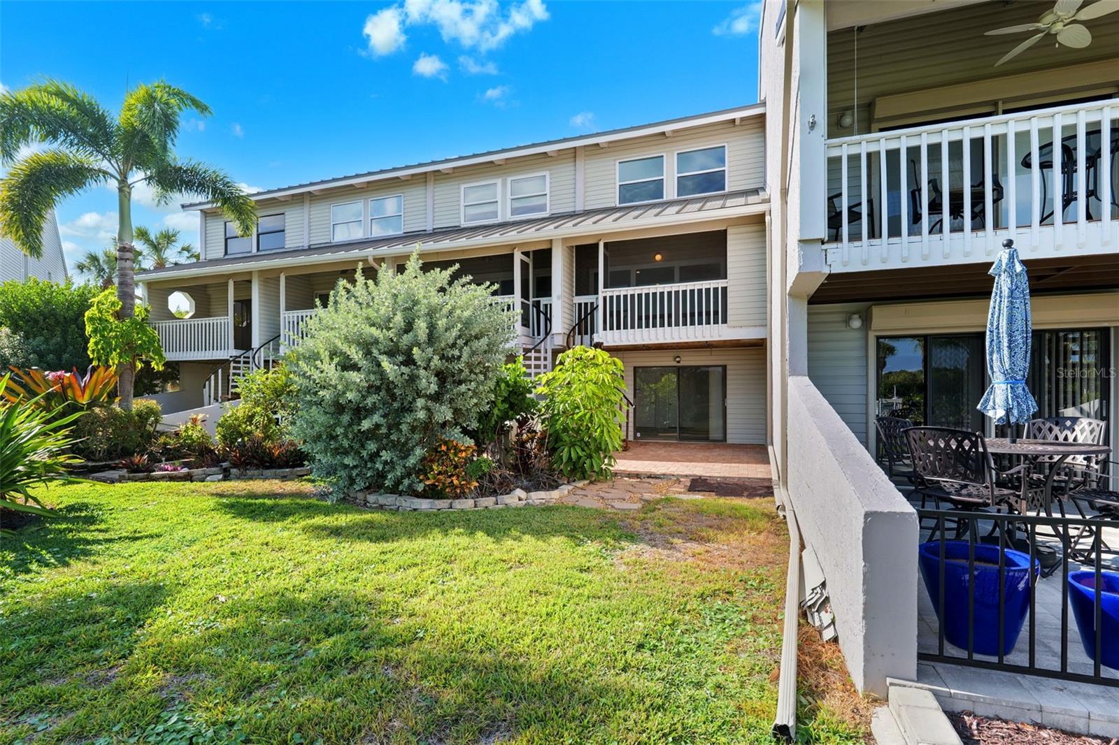 PIRATES COVE CLUB CONDO - Residential