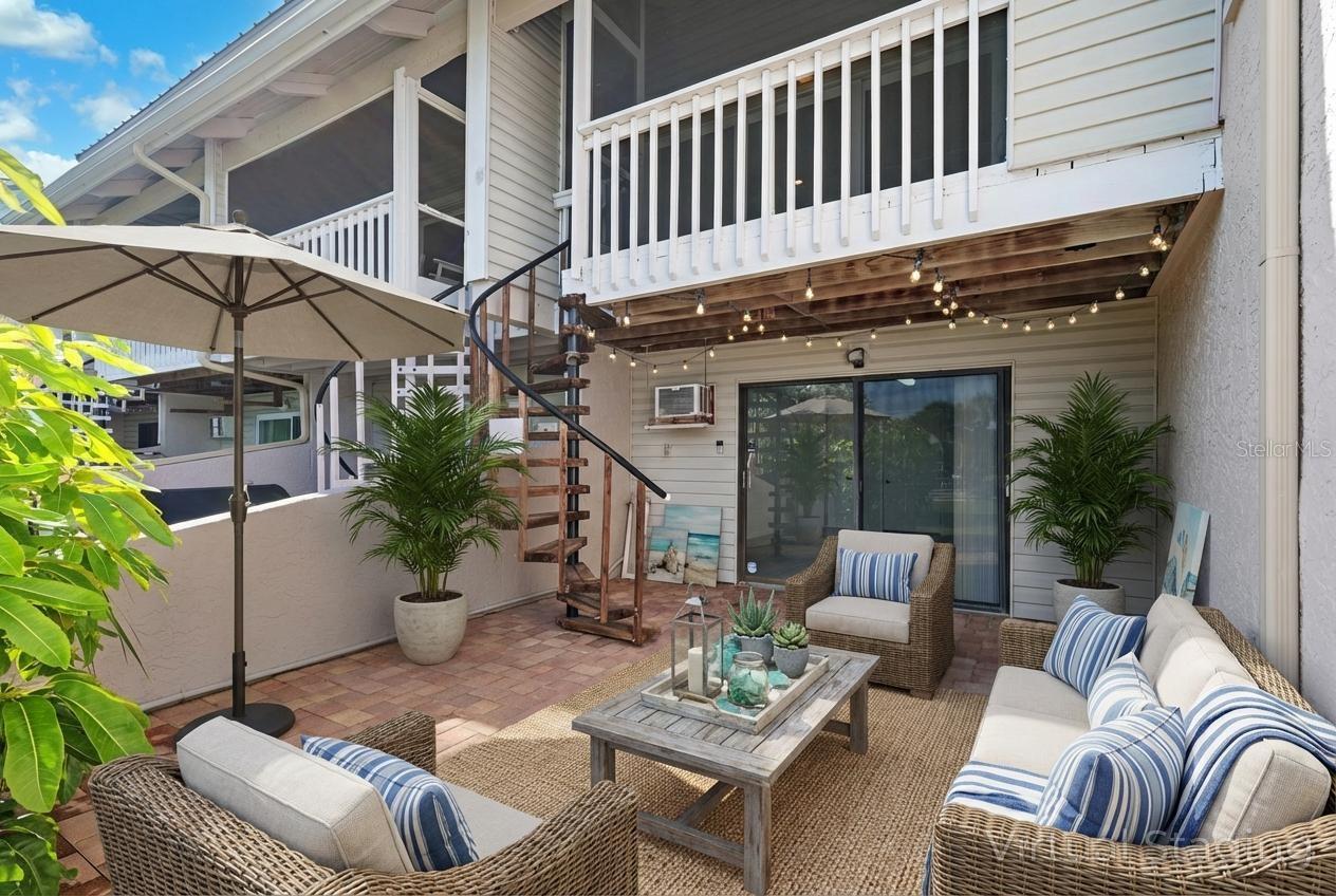 PIRATES COVE CLUB CONDO - Residential