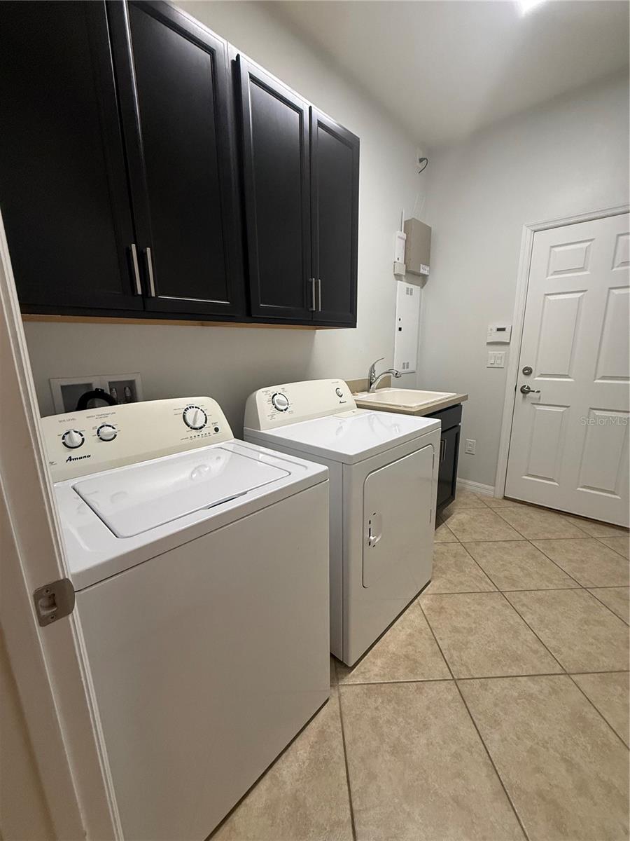 FOUNTAIN PARK PH 01 - Residential Lease