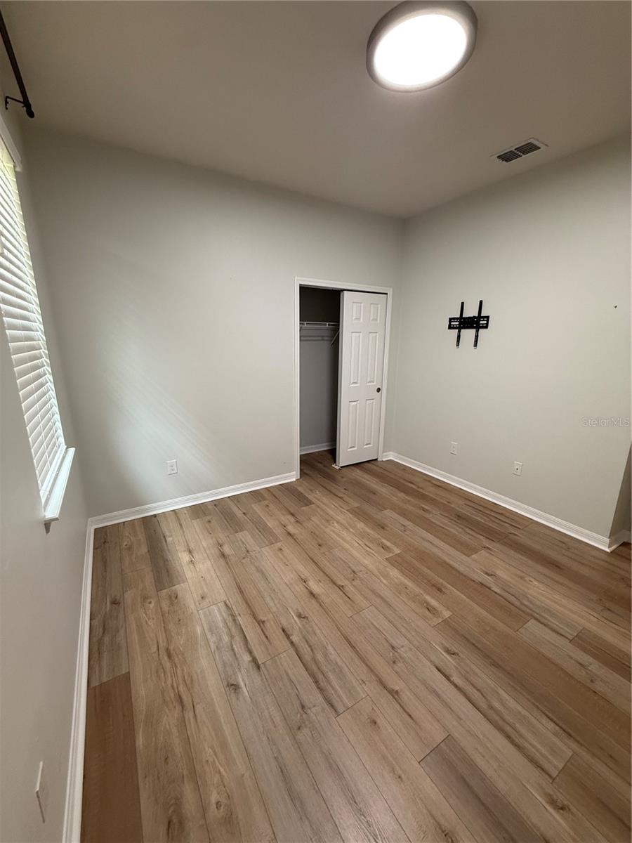 FOUNTAIN PARK PH 01 - Residential Lease