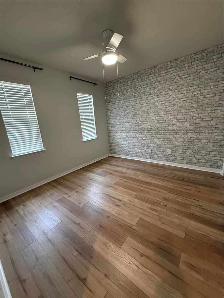 FOUNTAIN PARK PH 01 - Residential Lease