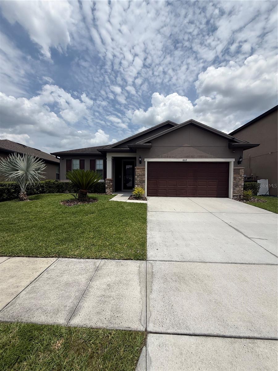 FOUNTAIN PARK PH 01 - Residential Lease