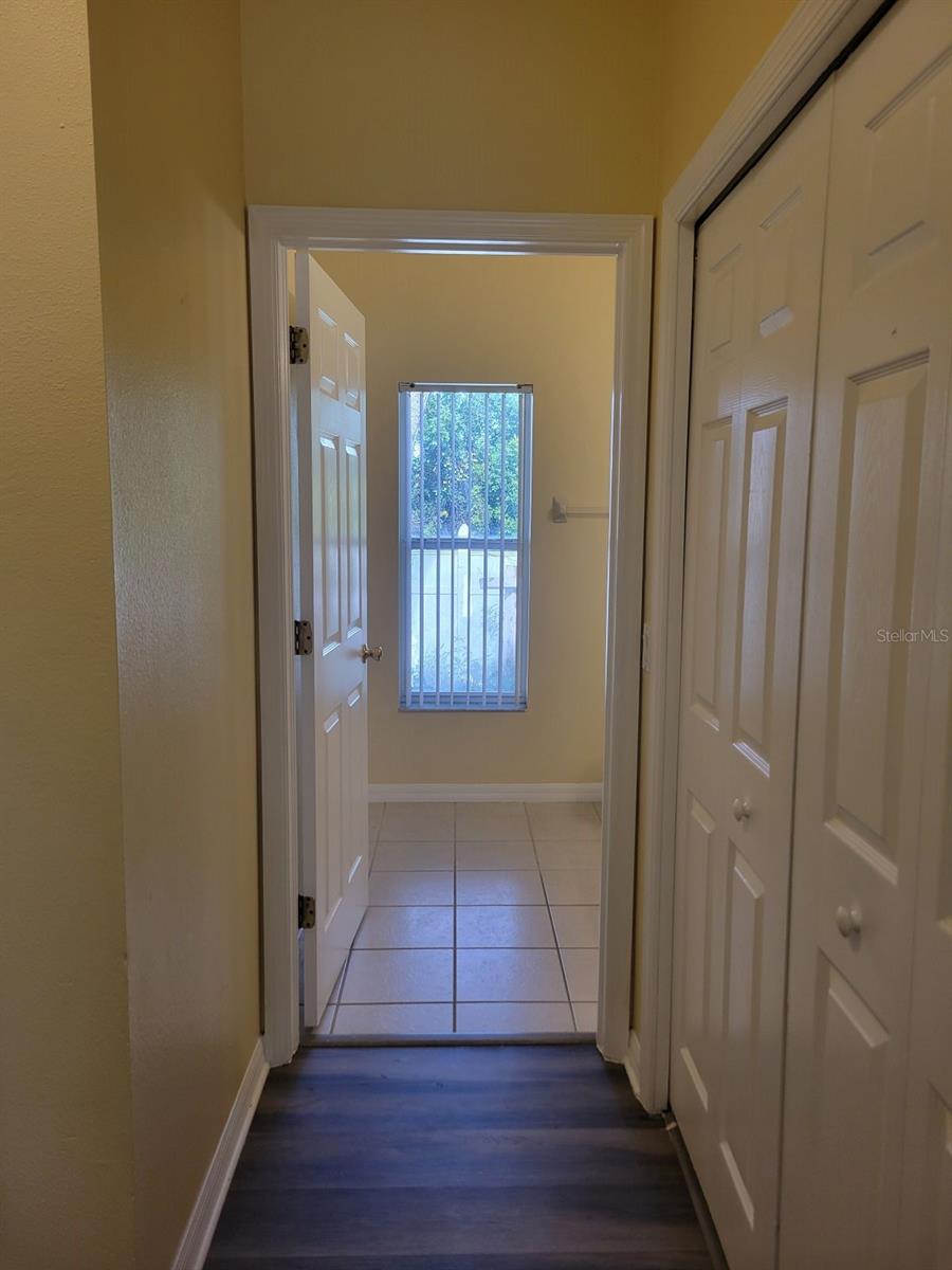 OAK PARK - Residential Lease