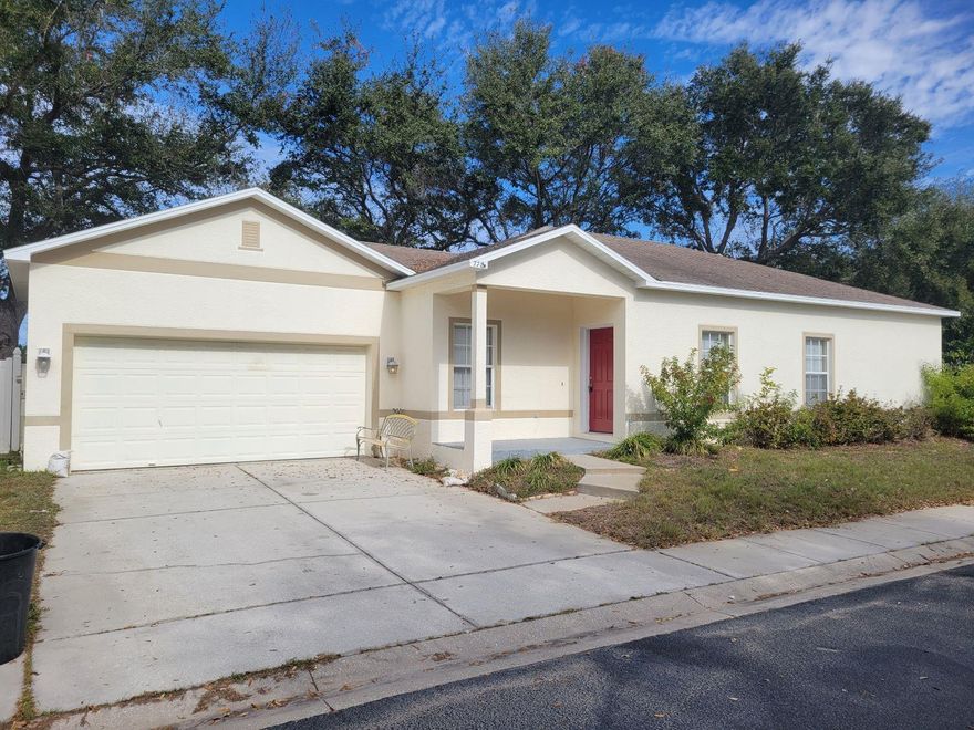 ****AVAILABLE FOR IMMEDIATE MOVE IN*****
Welcome to 7784 75th St N, a captivating and spacious home nestled in the heart of Pinellas Park, Florida. Built with a modern approach to architecture, this single-family home spans a generous 1,270 square feet. Featuring 3 comfortable bedrooms and 2 sleek bathrooms, this residence combines an open and efficient layout perfect for modern living. A split bedroom layout with the large master bedroom to the back and the remaining up front. It's situated on a sizable lot of 5475 sq. ft., offering plentiful outdoor space for both entertainment and relaxation. Despite its serene surroundings, this home is in proximity to all the conveniences of city life. The crowning feature of this dream home is its location within the district of highly rated schools, thus combining comfort, luxury, and the promise of a good education. Contact us right away for more information!