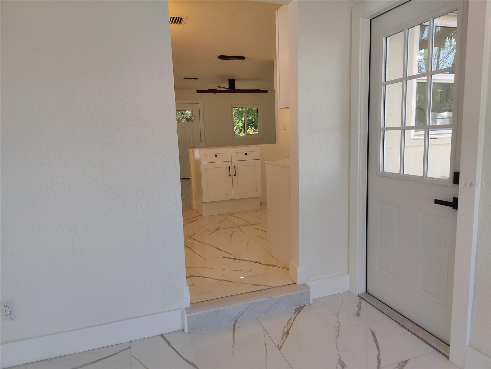 MEADOW LAWN 5TH ADD - Residential