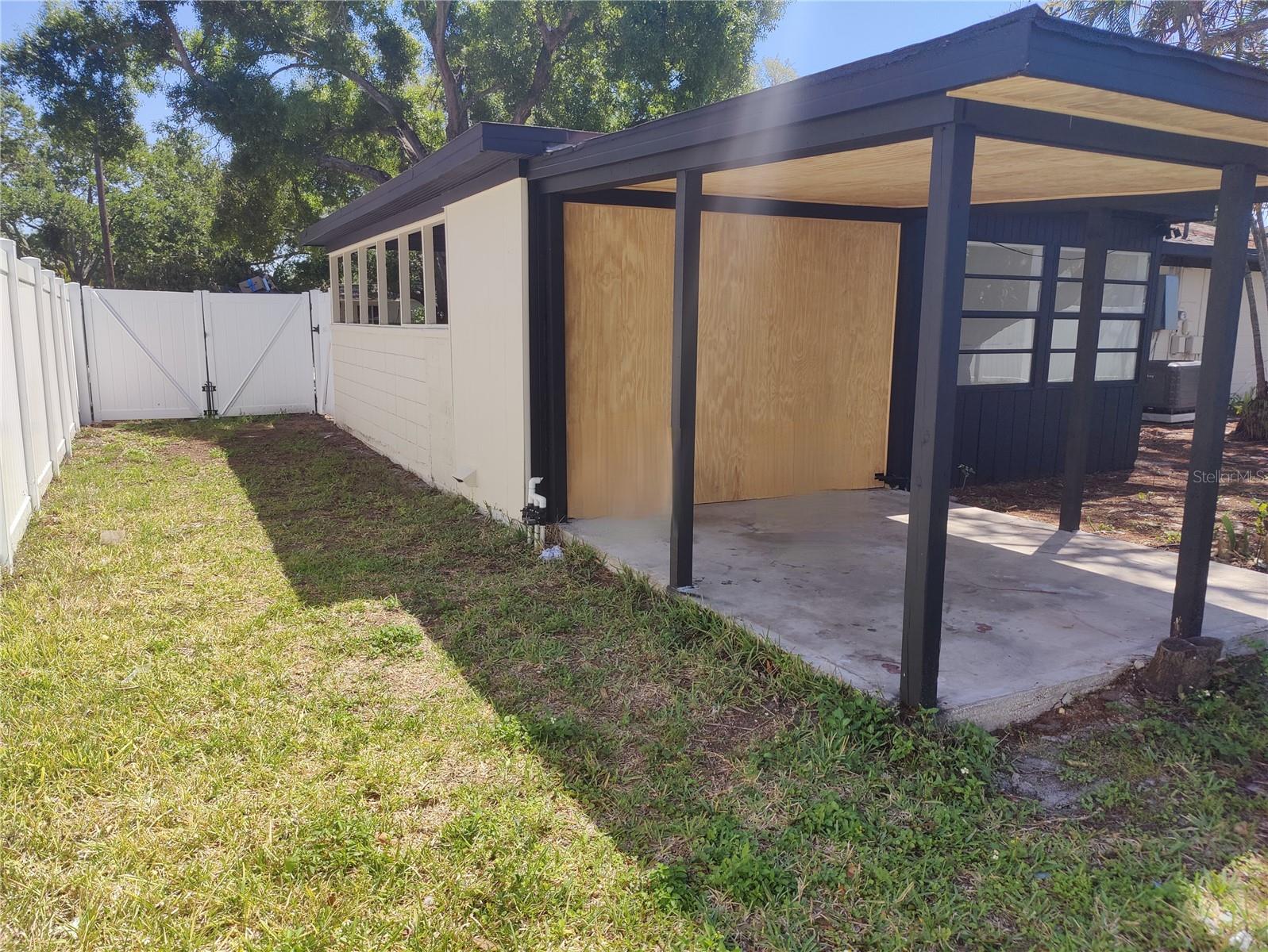 MEADOW LAWN 5TH ADD - Residential