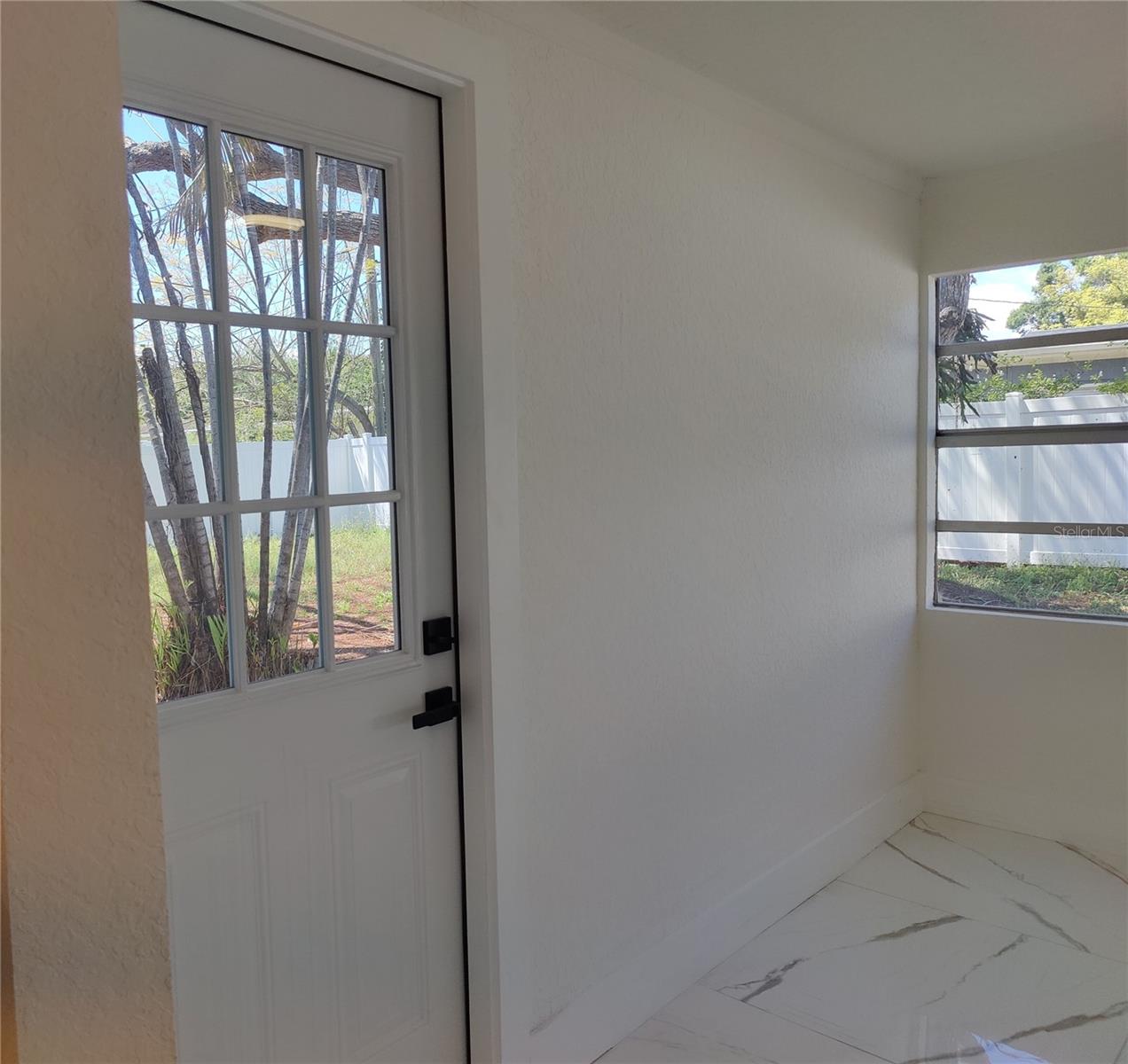 MEADOW LAWN 5TH ADD - Residential