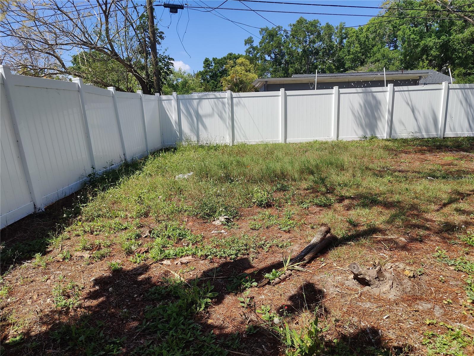 MEADOW LAWN 5TH ADD - Residential