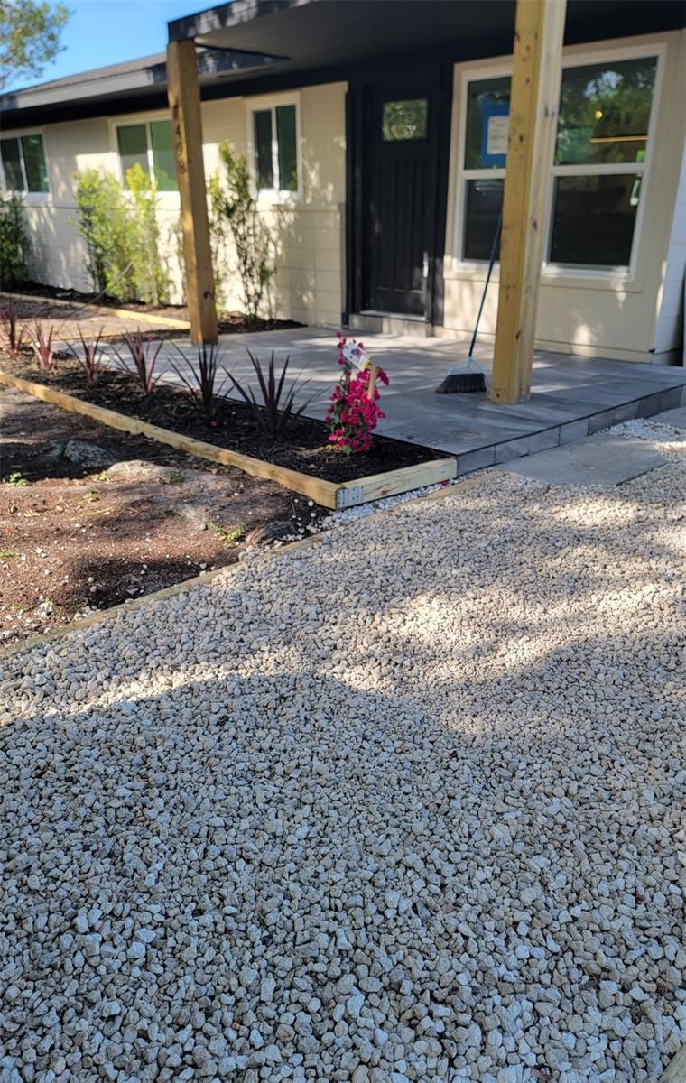 MEADOW LAWN 5TH ADD - Residential