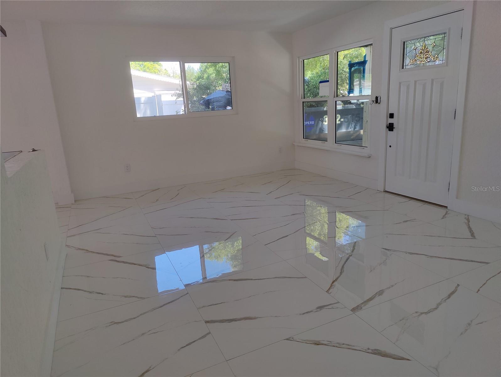 MEADOW LAWN 5TH ADD - Residential