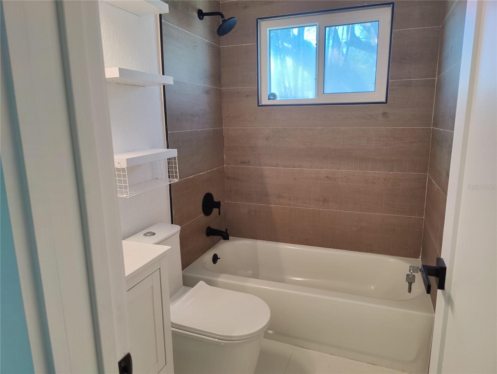 MEADOW LAWN 5TH ADD - Residential