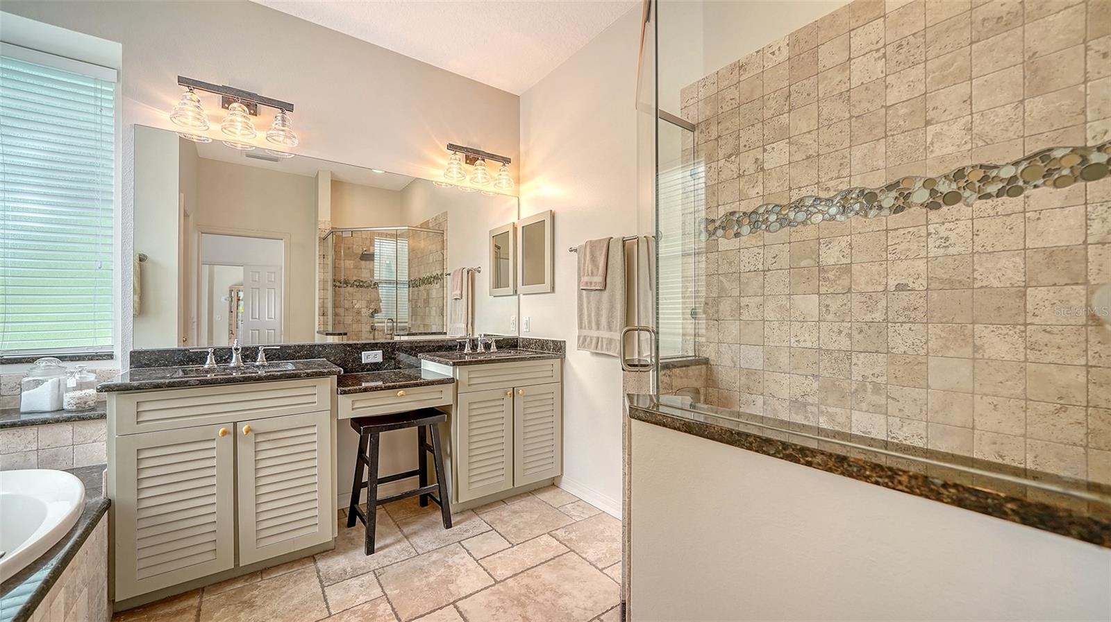 CARLYLE AT VILLAGES OF PALM-AIRE - Residential