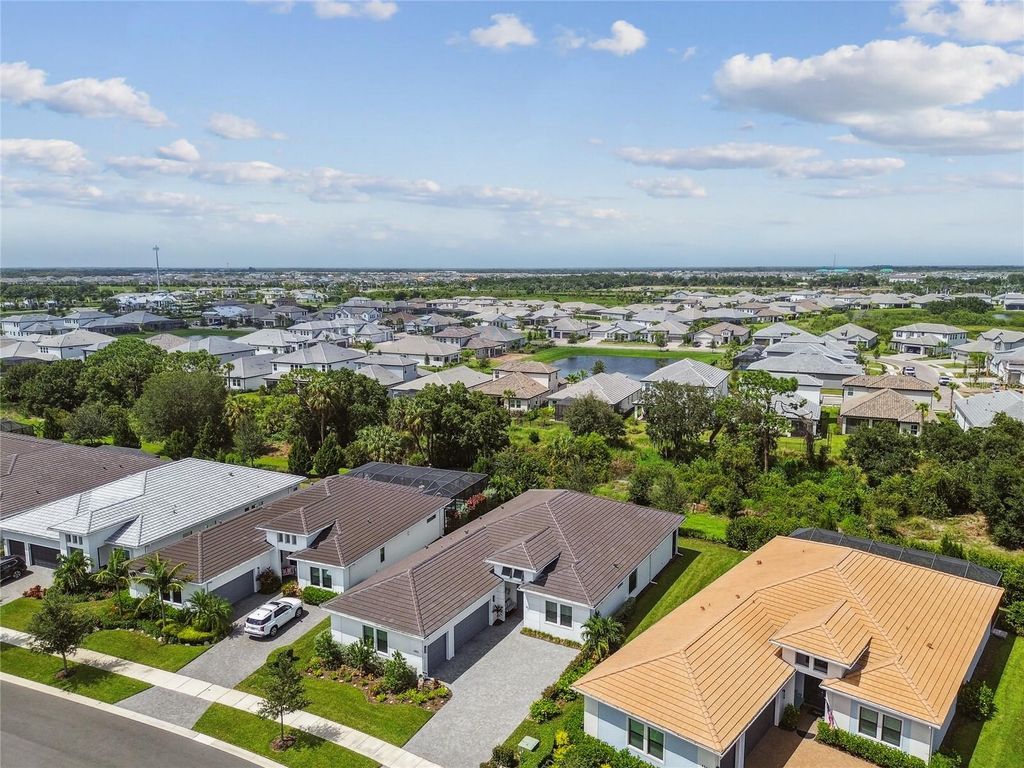 Photo of 4952 Surfside Circle, Bradenton, FL 34211 (MLS # A4679642)