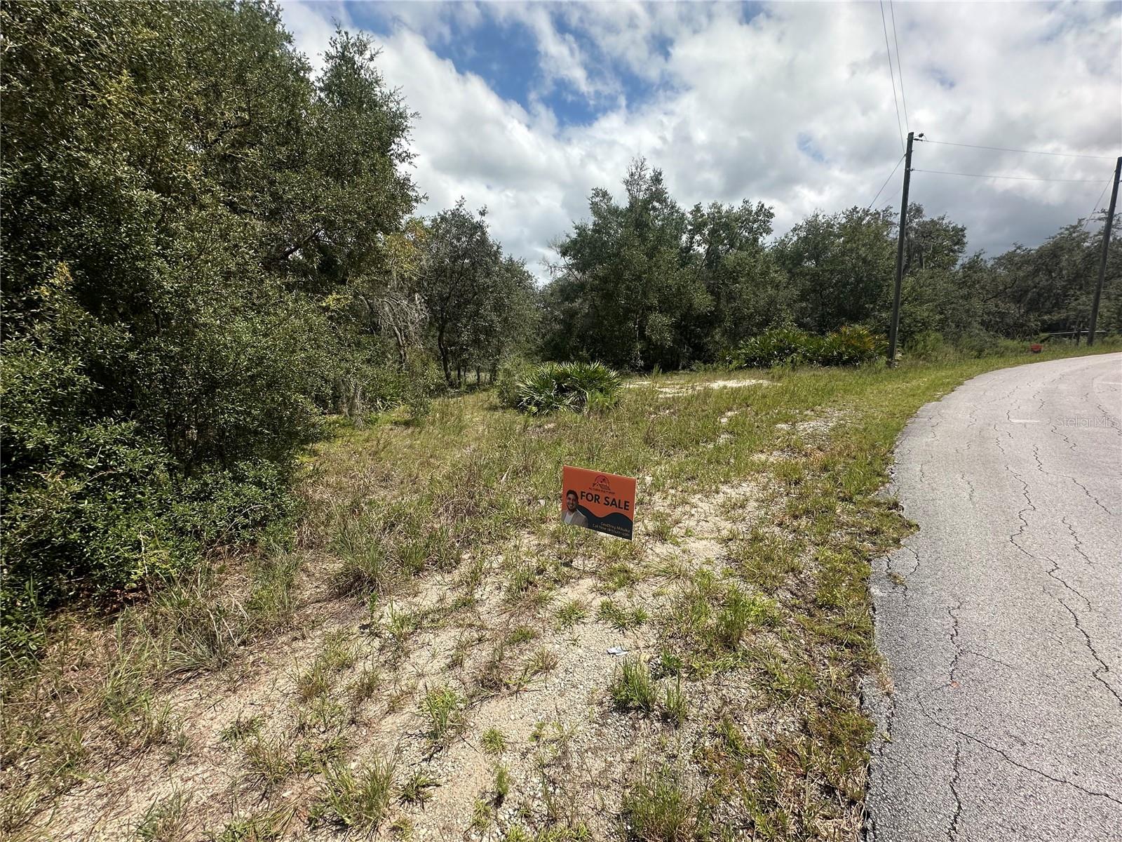 RAINBOW LAKES ESTATES - Land
