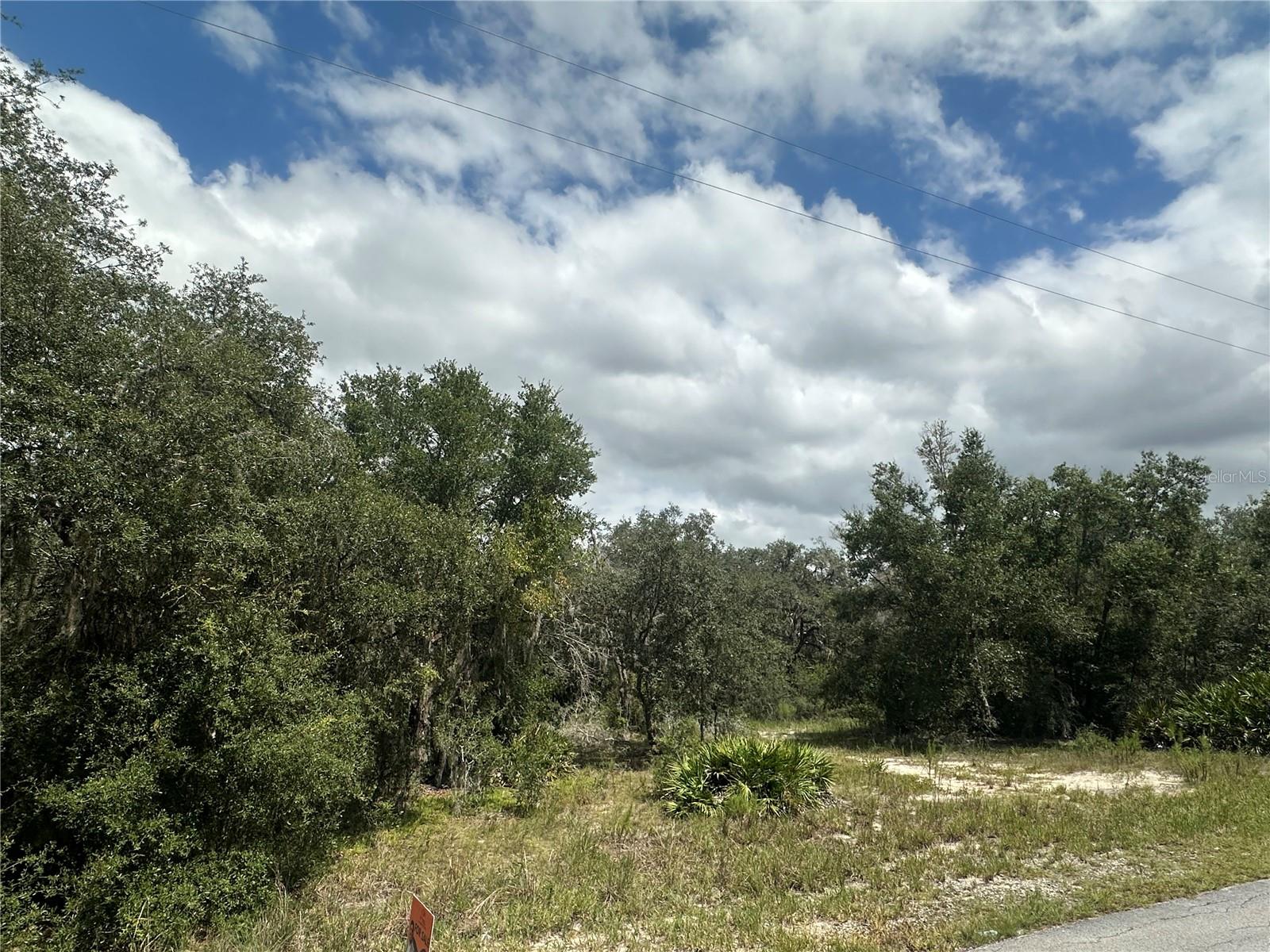 RAINBOW LAKES ESTATES - Land