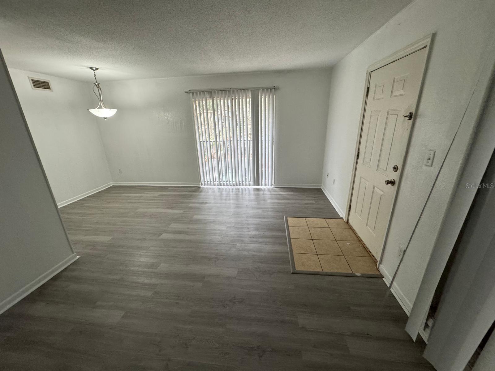 HAWTHORNE RESERVE - Residential