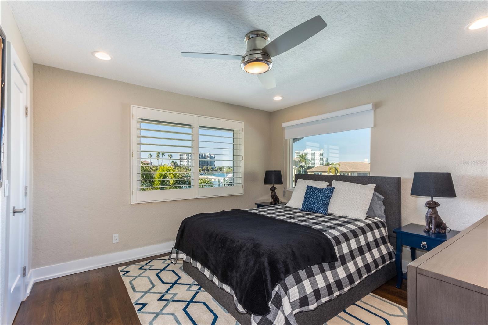 BELLE ISLE - Residential