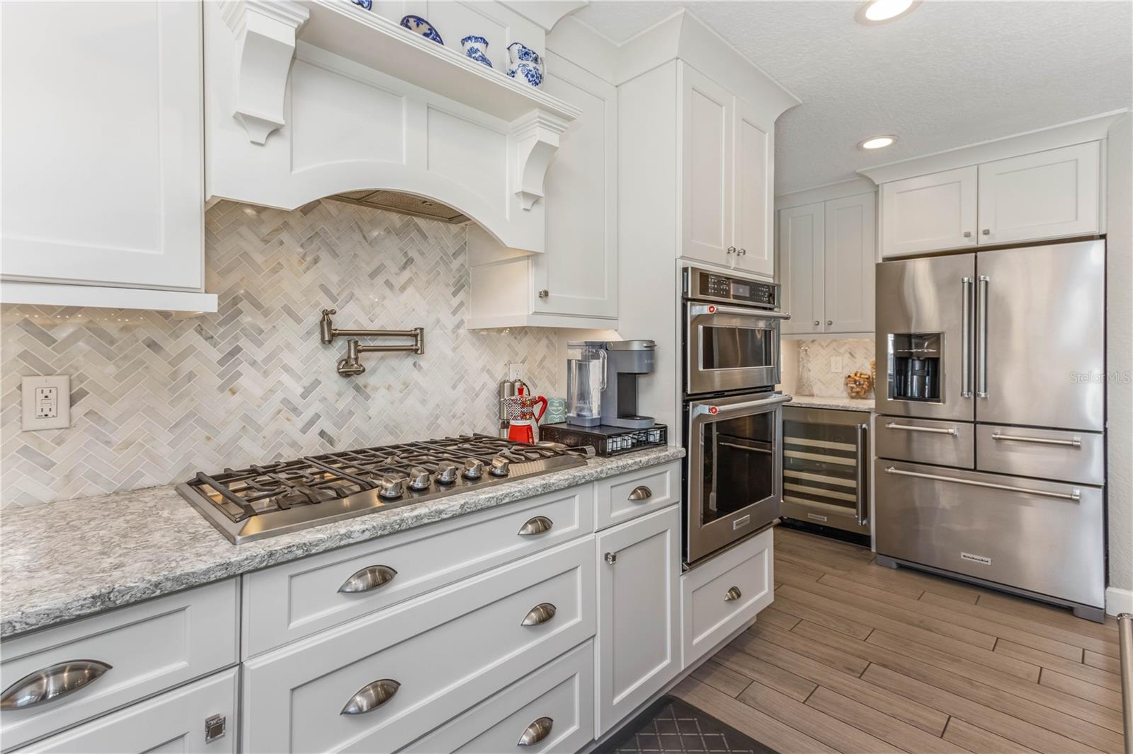 BELLE ISLE - Residential