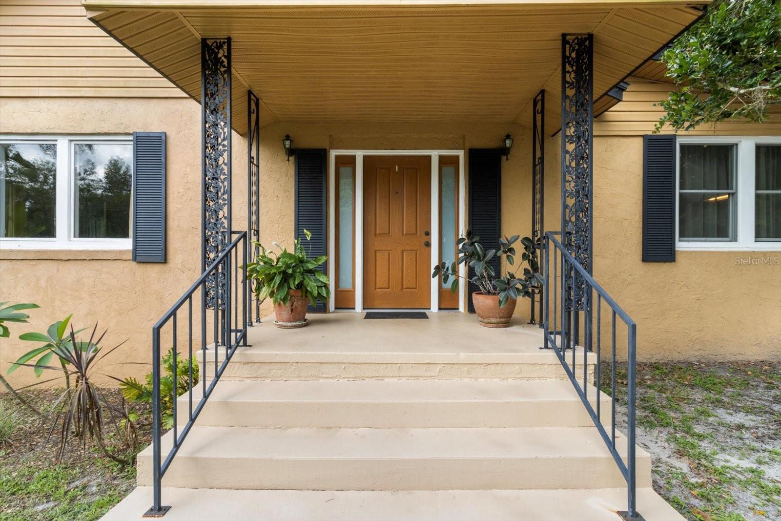 39 SUNSET DRIVE
