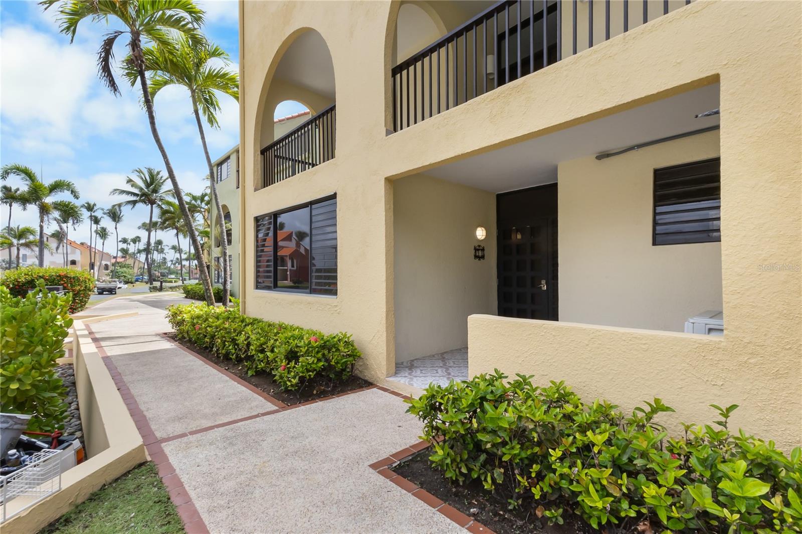 BEACH VILLAGE - Residential