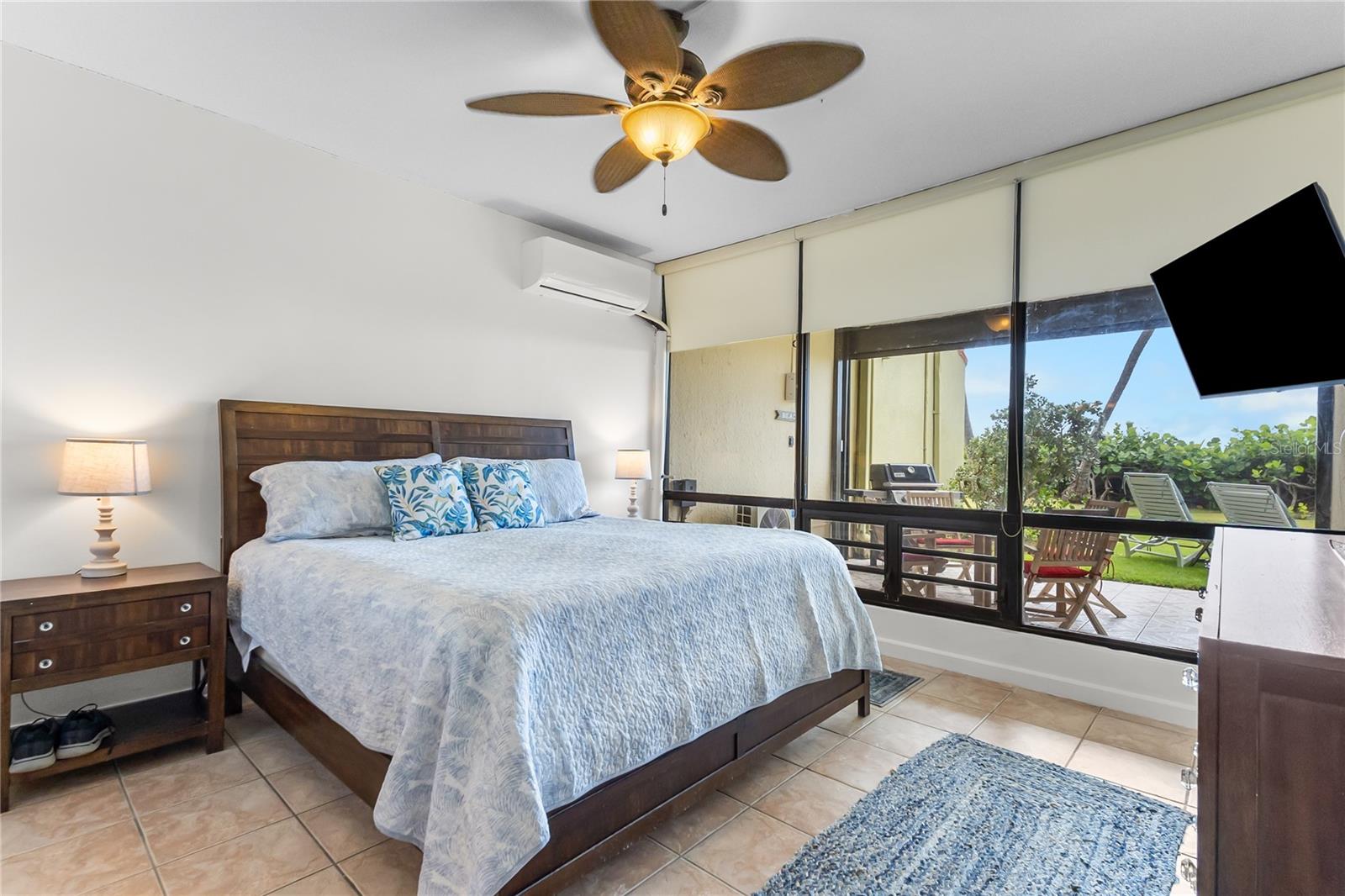 BEACH VILLAGE - Residential