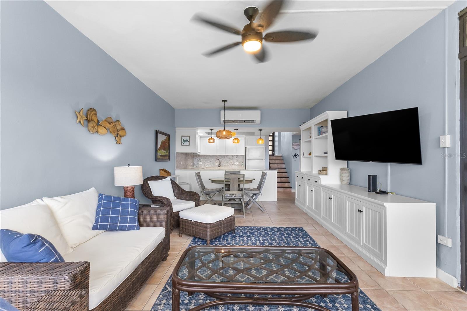 BEACH VILLAGE - Residential