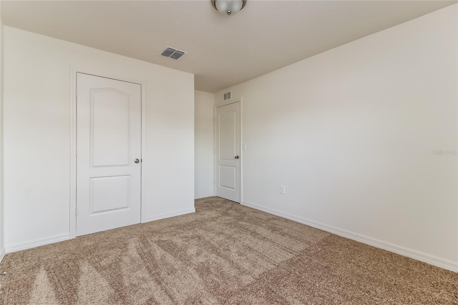 VILLAGES/BRIDGEWATER VILLAGE 3 - Residential Lease