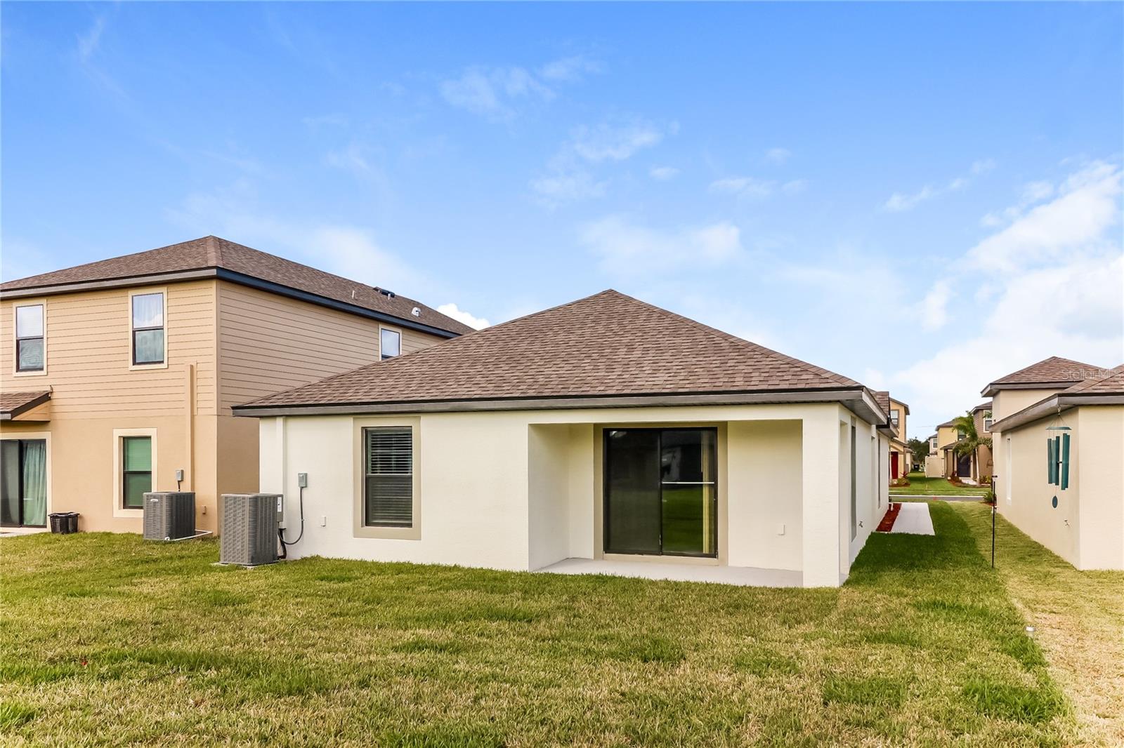 VILLAGES/BRIDGEWATER VILLAGE 3 - Residential Lease