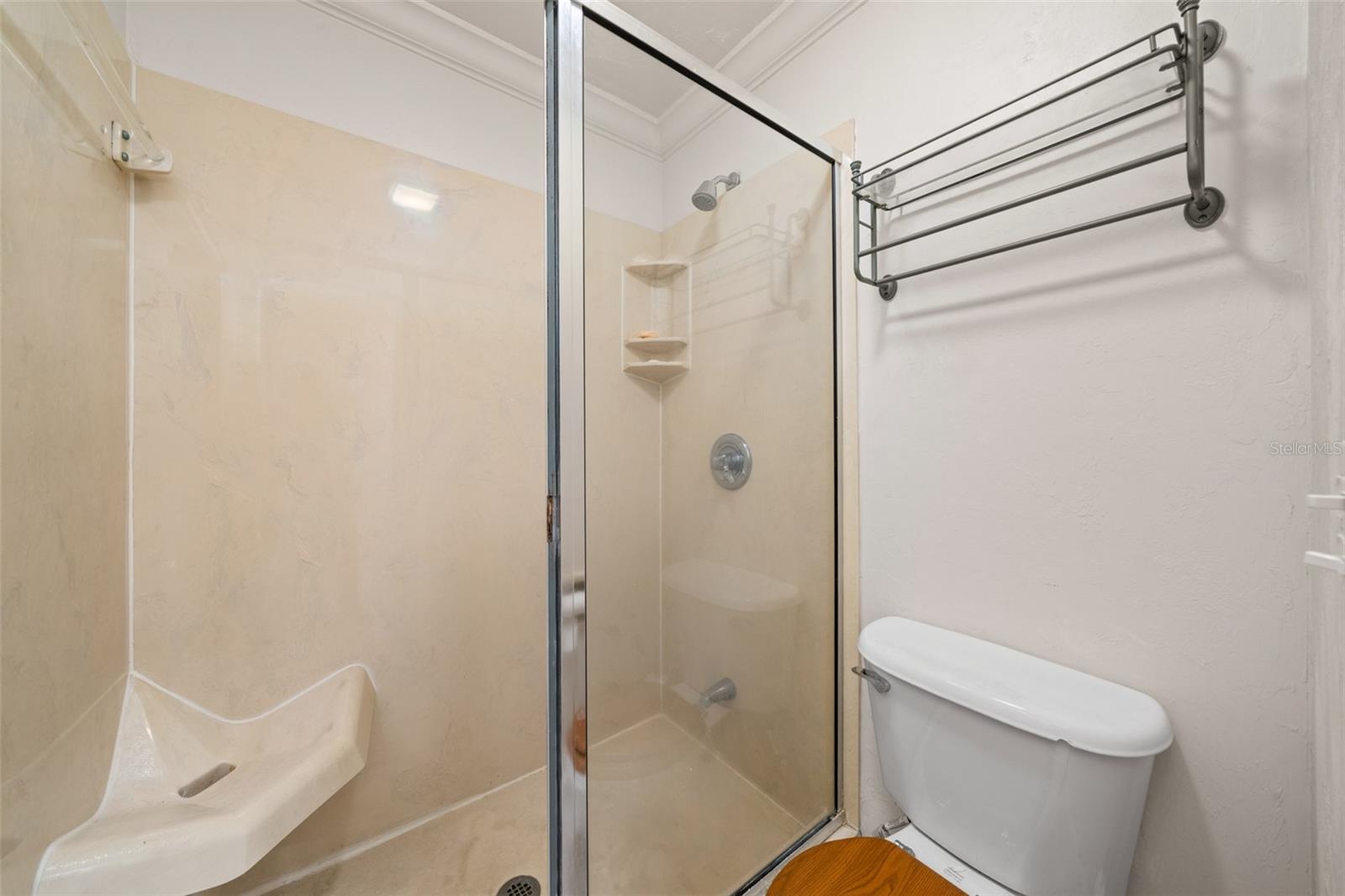 BAY STREET VILLAS - Residential