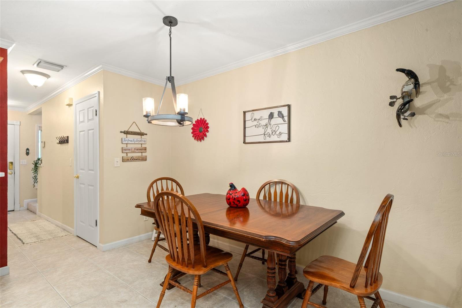BAY STREET VILLAS - Residential