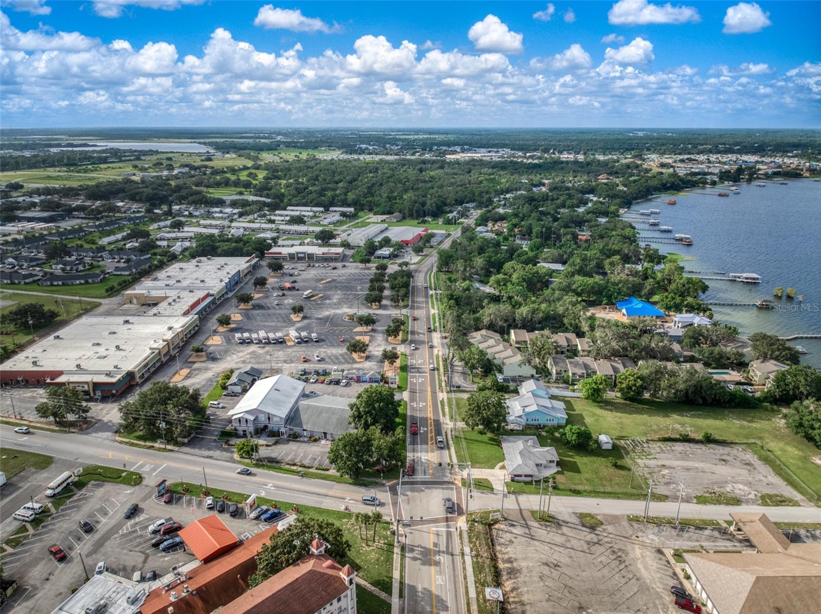 BAY STREET VILLAS - Residential