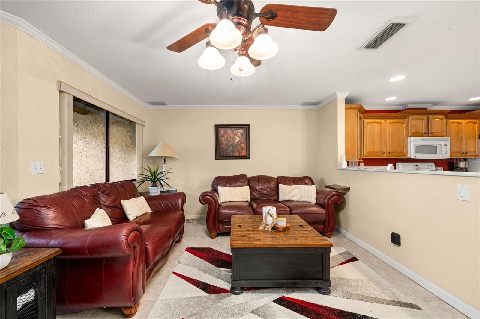 BAY STREET VILLAS - Residential