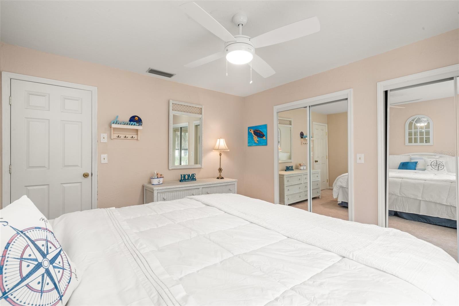 BAY STREET VILLAS - Residential