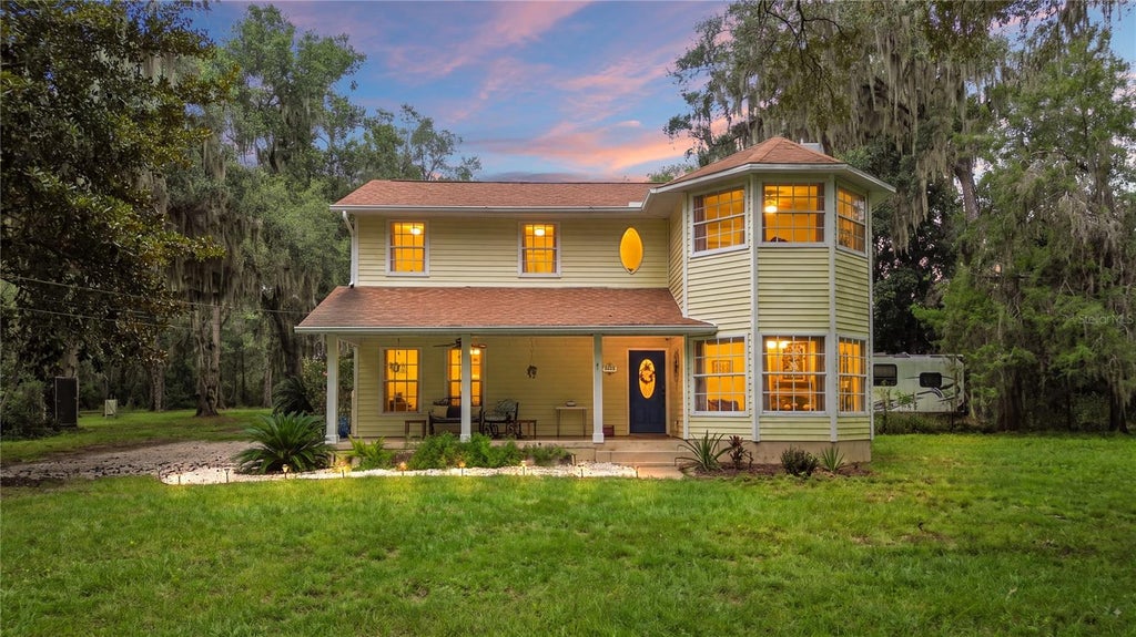 Photo of 5225 Griffin Road, Brooksville, FL 34601 (MLS # W7890000)