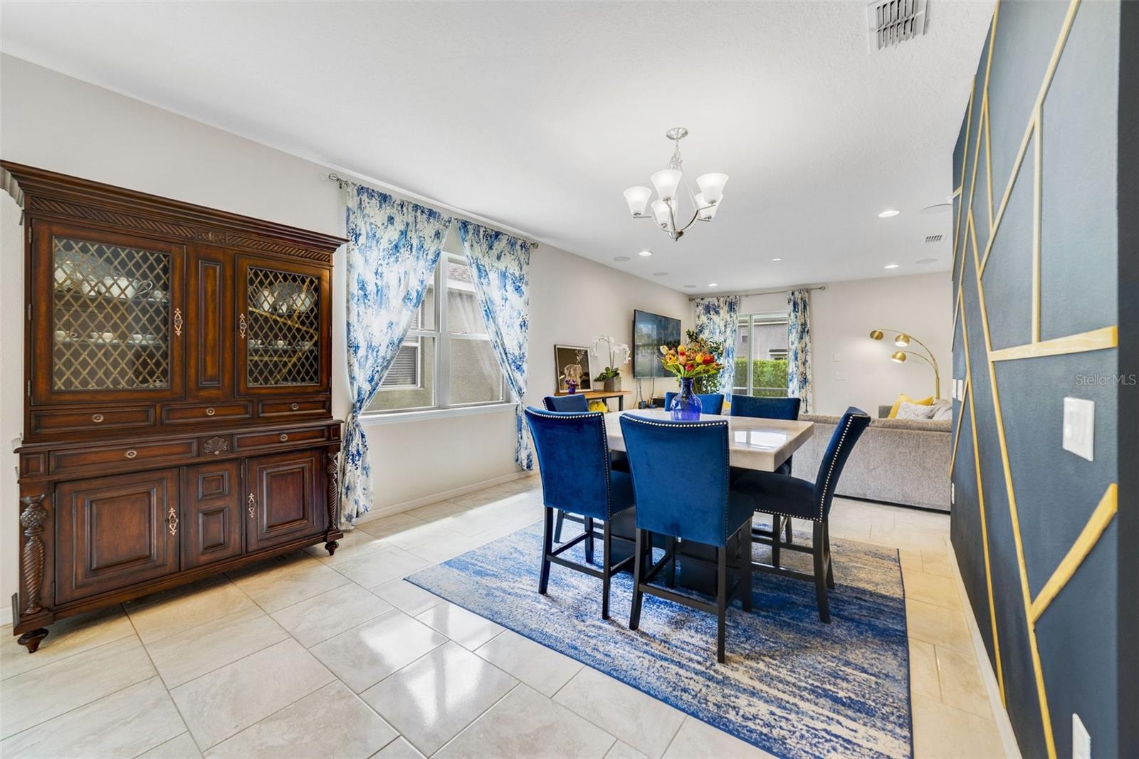 1396 RILEY CIRCLE