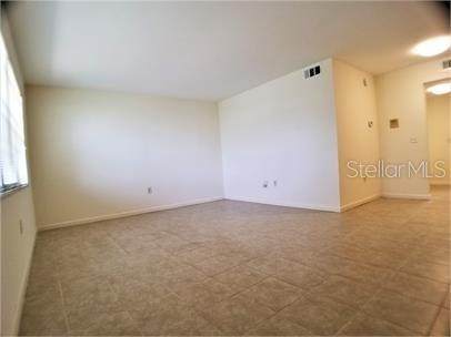 TOWN ARMS APTS CONDO - Residential Lease