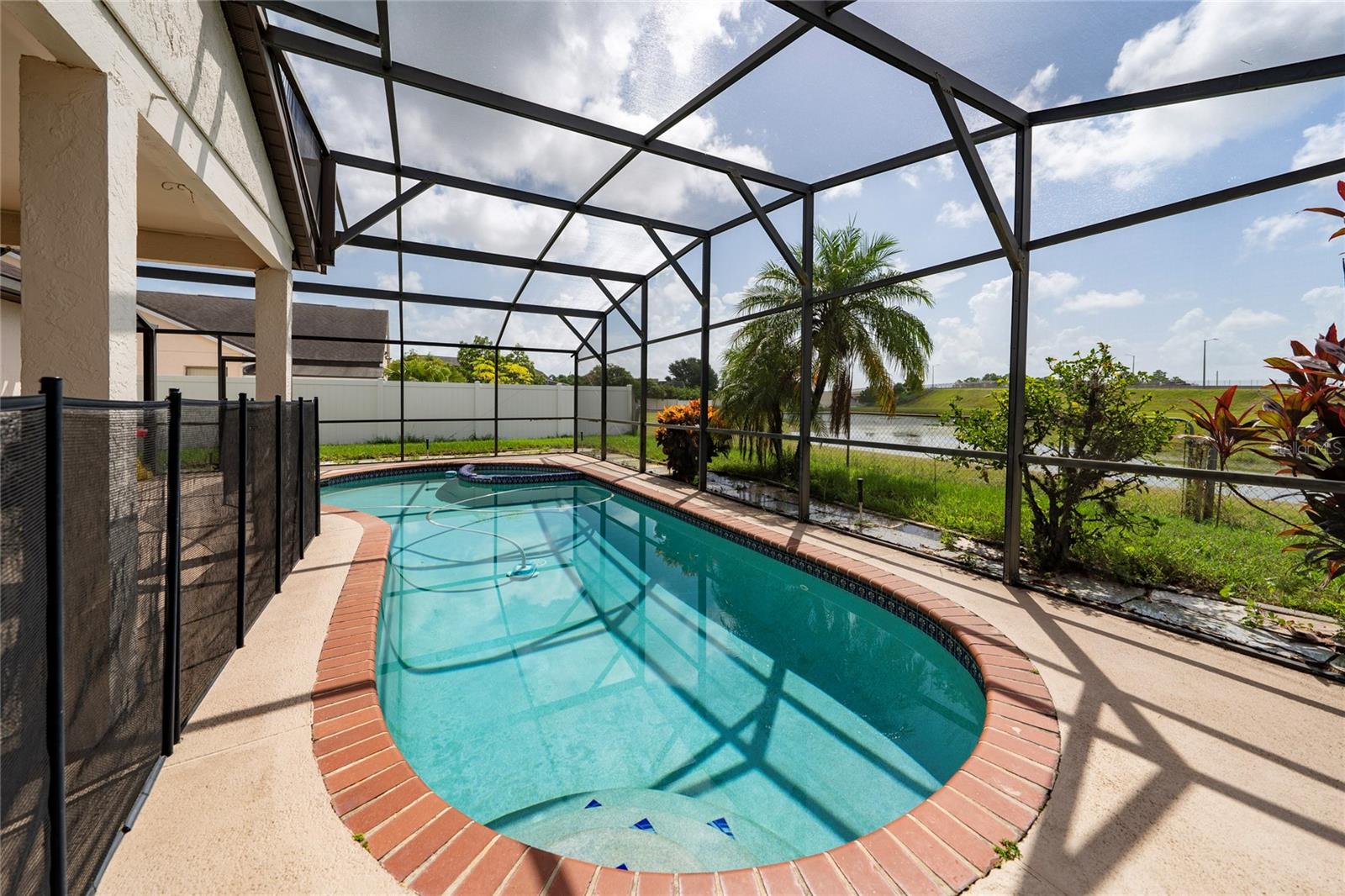 SOUTHCHASE - Residential