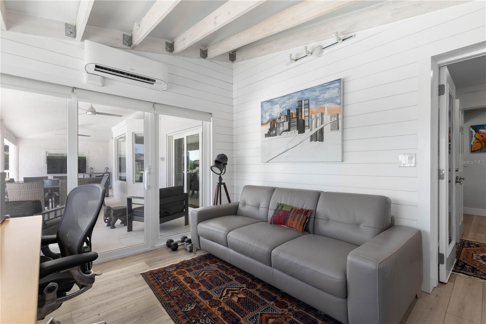 PALM HARBOR - Residential