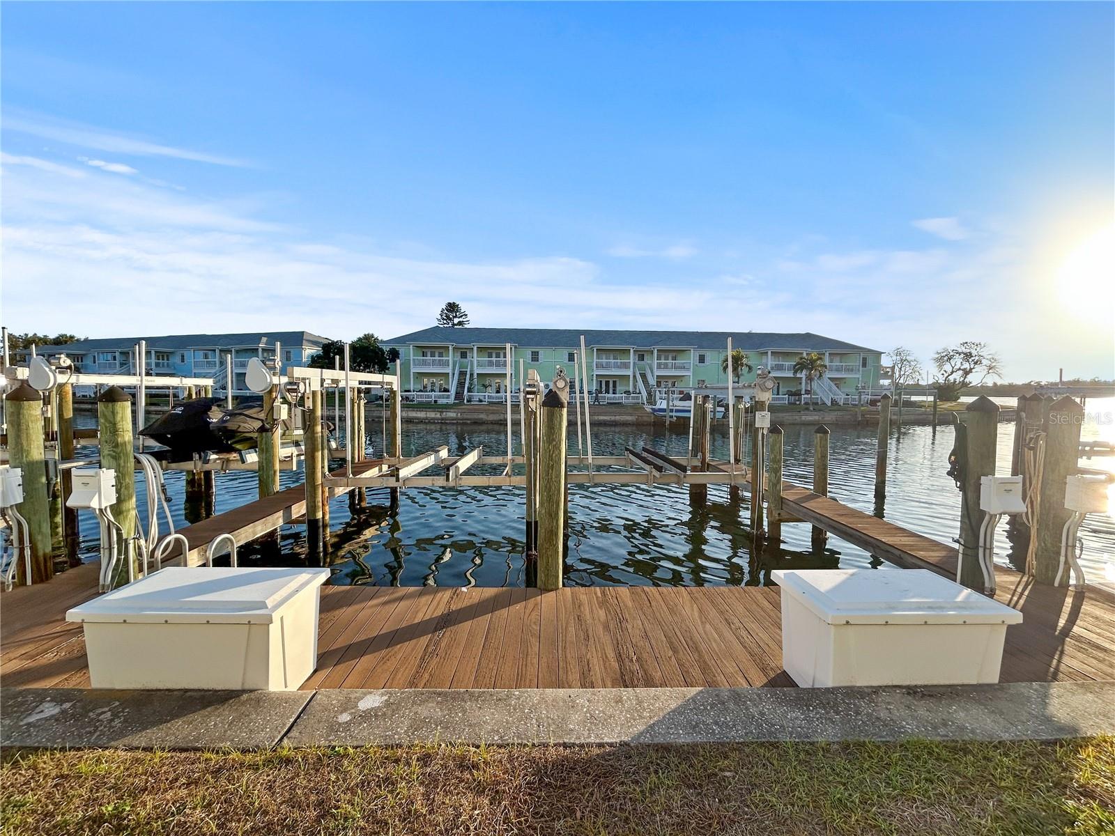 WATERSIDE AT COQUINA KEY SOUTH - Residential