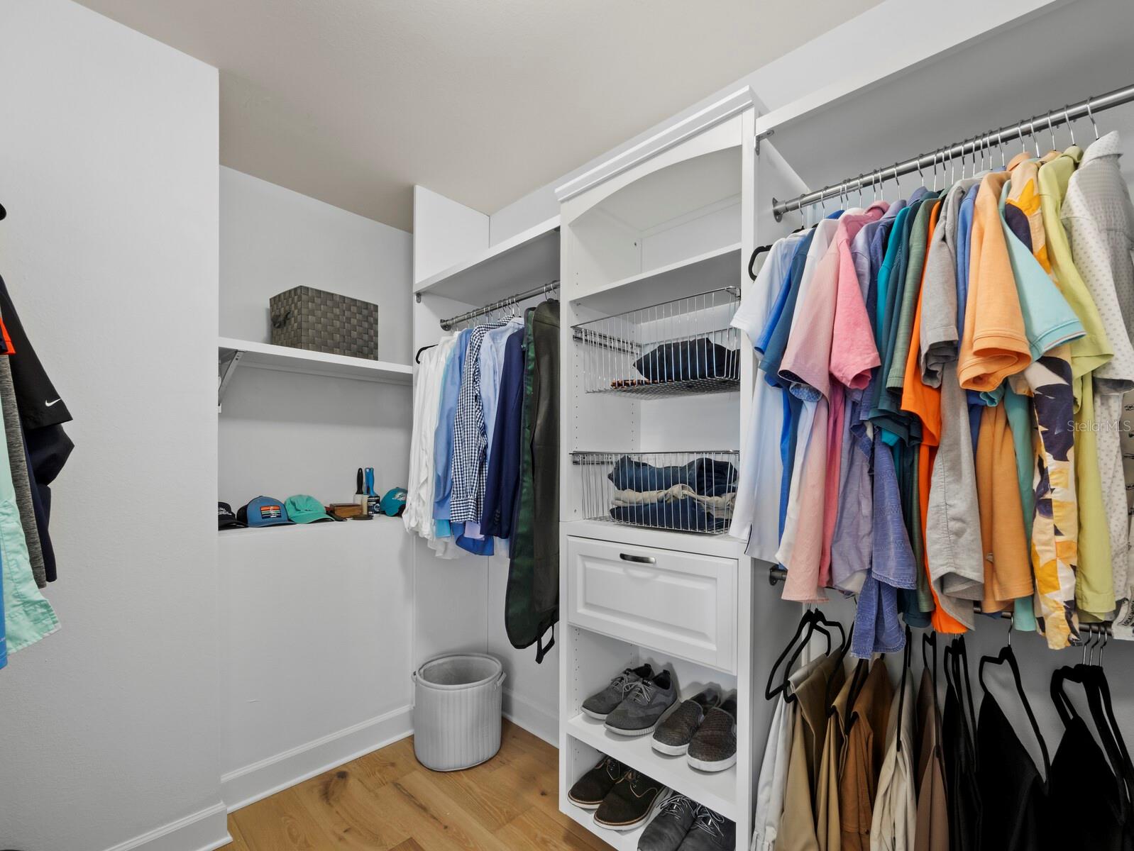 BAY ISLES - Residential