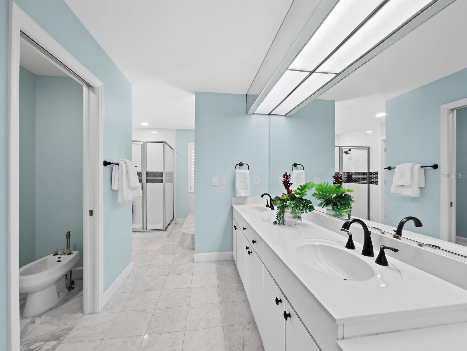 BAY ISLES - Residential