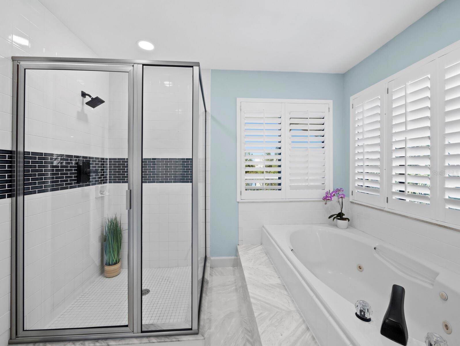 BAY ISLES - Residential