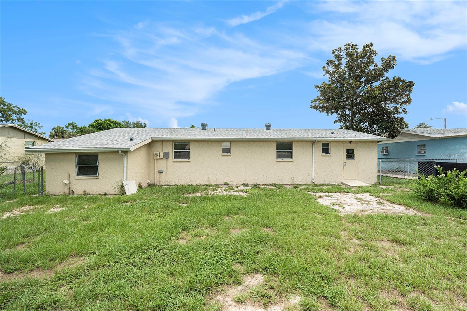 SPRING HILL - Residential