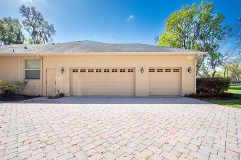 Tiny photo for 15950 Splendid Oaks Lane, Tavares, FL 32778 (MLS # O6390629)