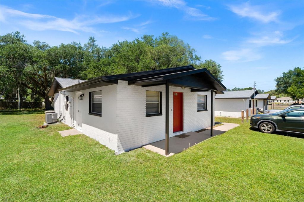 Photo of 5931 13th Street, Zephyrhills, FL 33542 (MLS # W7884944)