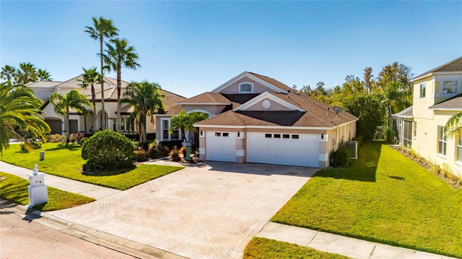 10511 MARTINIQUE ISLE DRIVE