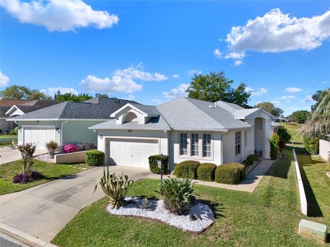 5024 ST ANDREWS ARCADE LEESBURG FL 34748