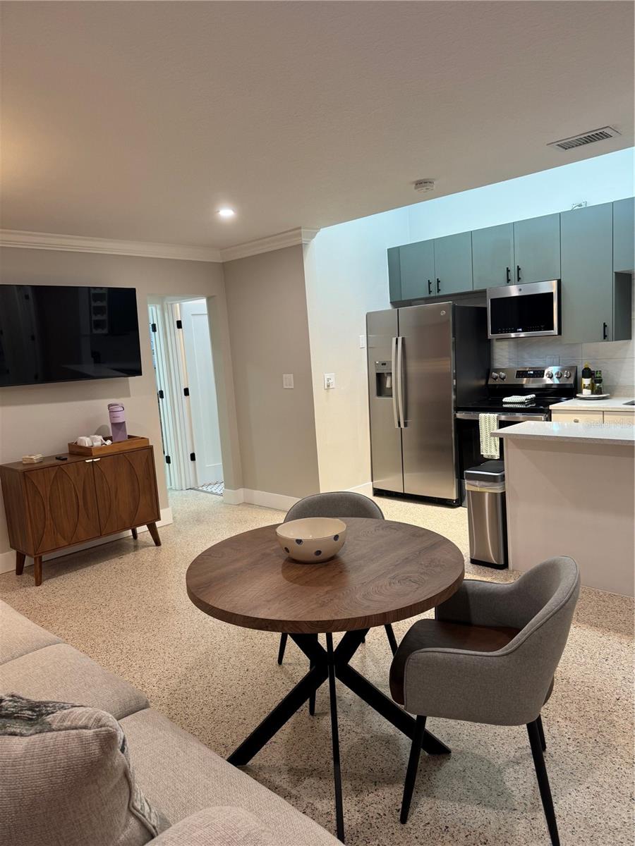 ROUSLYNN - Residential Income