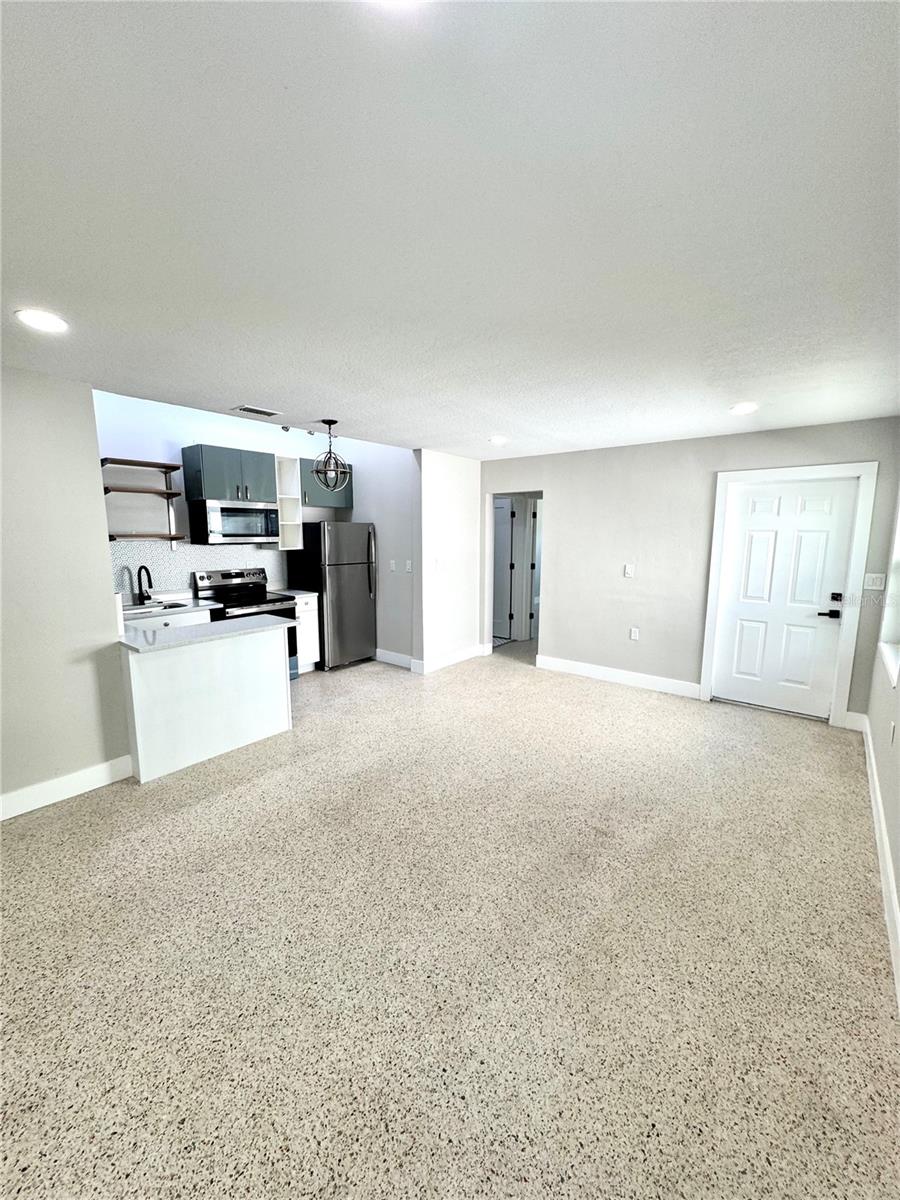 ROUSLYNN - Residential Income